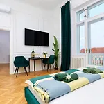 Riverfront Lux Boedapest