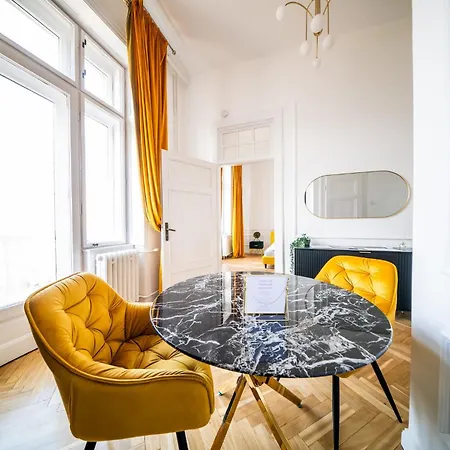 Apartment Riverfront Lux Budapest