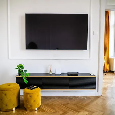 Riverfront Lux Apartment Budapest