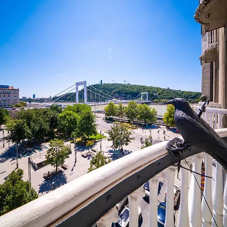 Riverfront Lux 부다페스트