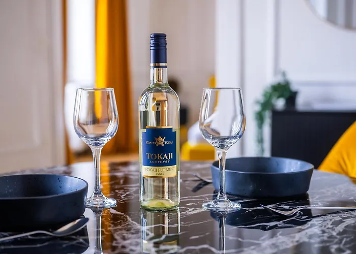 Riverfront Lux Apartament