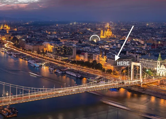 Riverfront Lux Apartamento